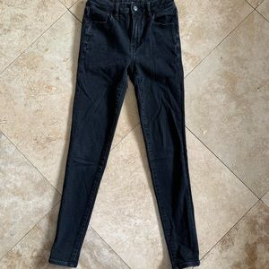 Black skinny jeans